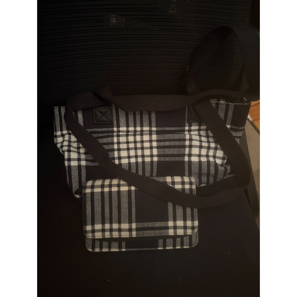 Thirty One Purse and Wallet Set EUC